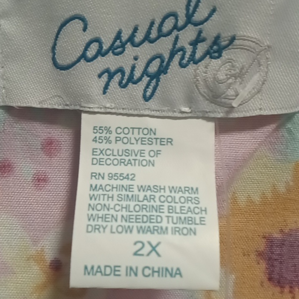 FINAL PRICE NWT Casual Nights floral duster w pink/white embroidered collar